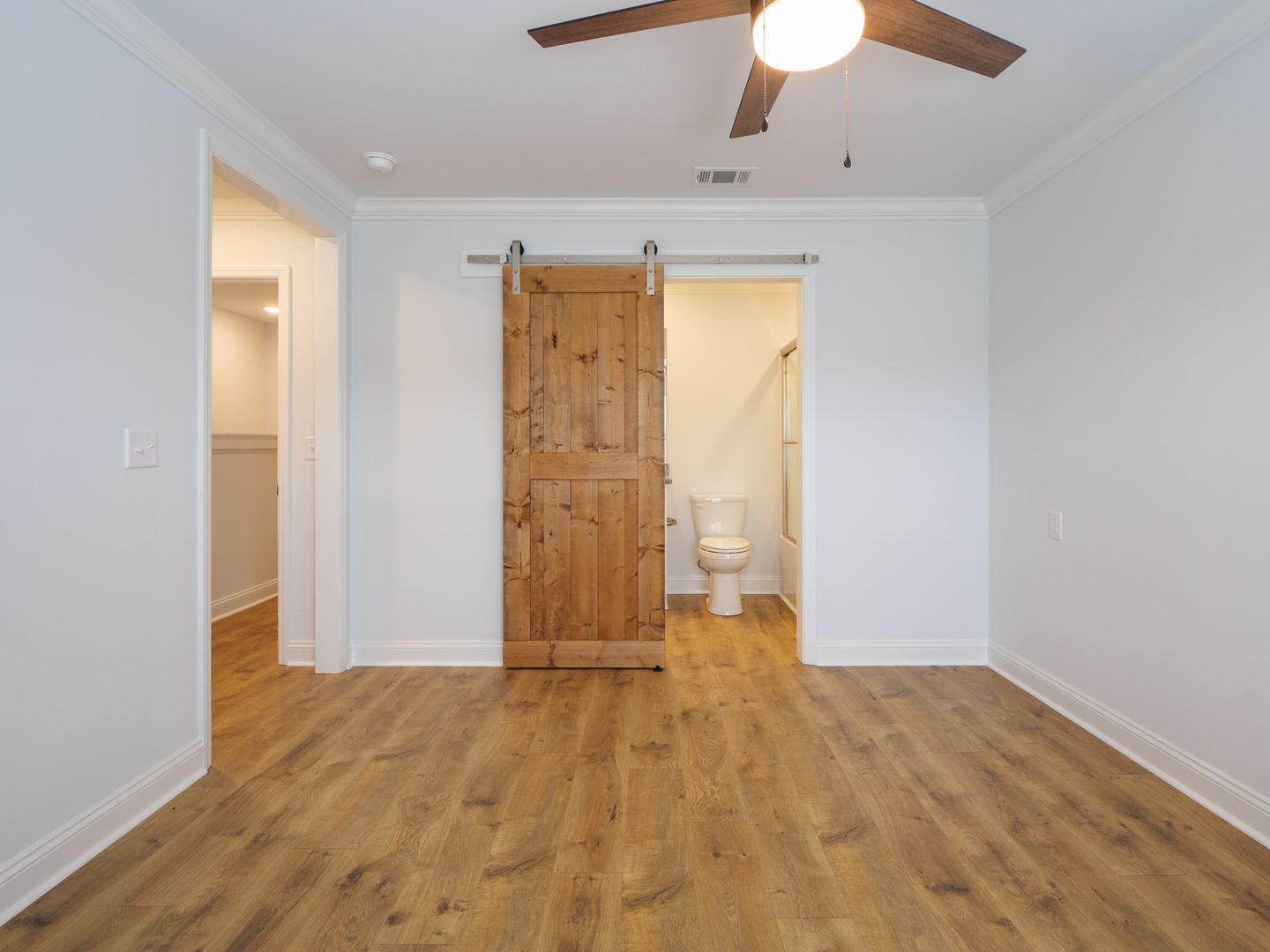 OCTOBER SPECIAL: Free App Fees + 1 Month FREE! Modern 4BR/3BA Townhome in Valdosta